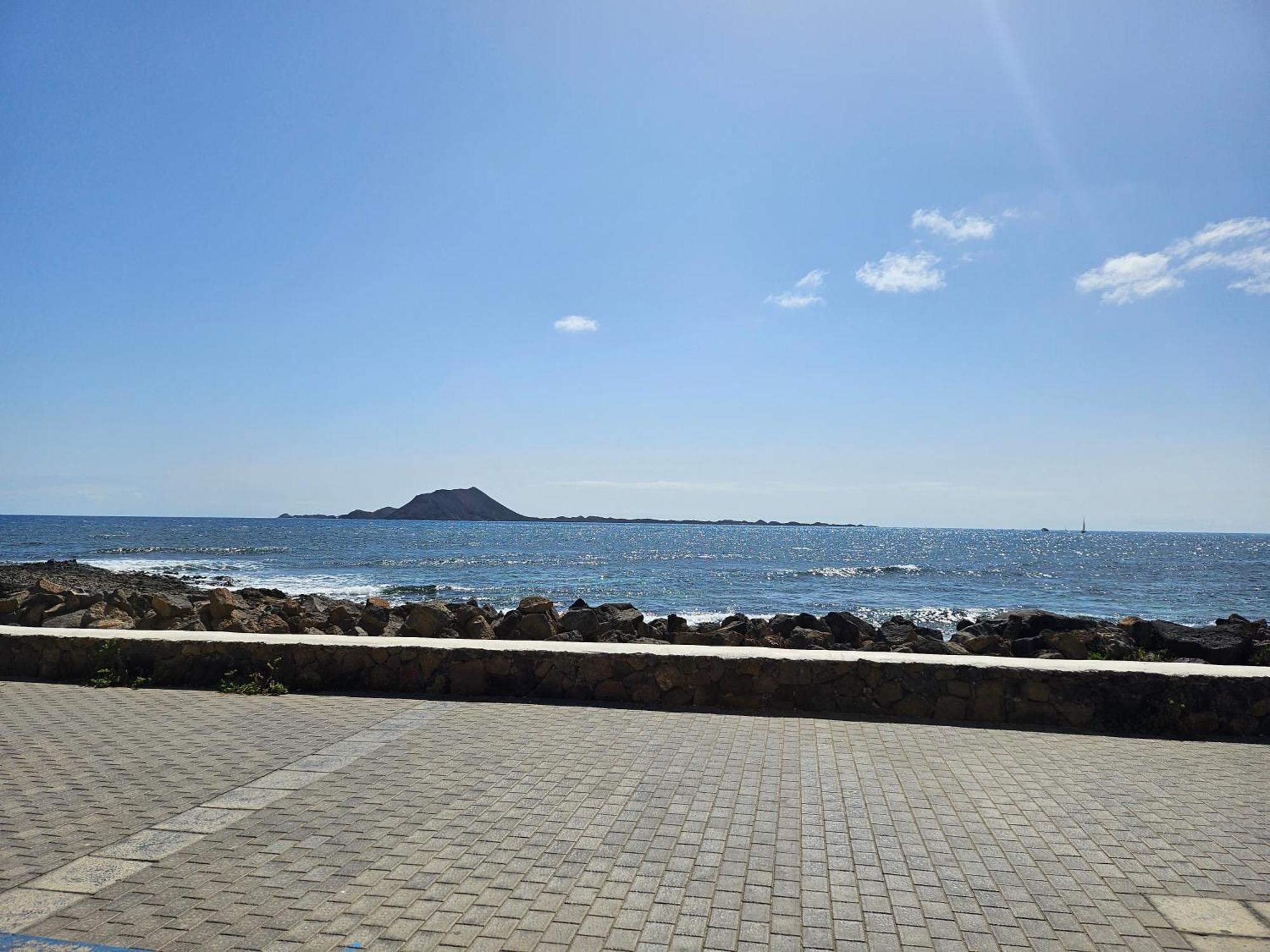Corralejo Coliving By Amazzzing Travel Hostel Εξωτερικό φωτογραφία