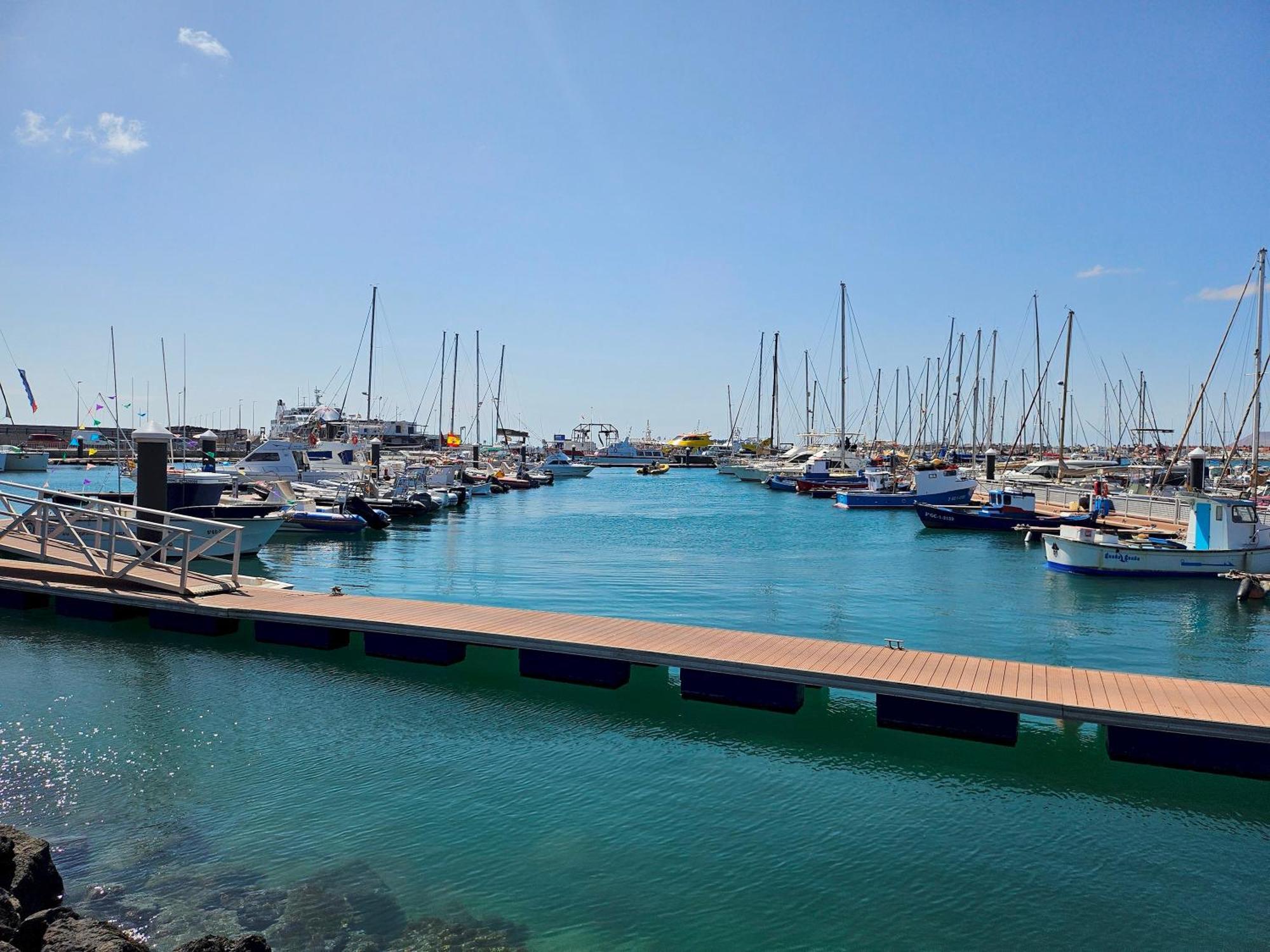 Corralejo Coliving By Amazzzing Travel Hostel Εξωτερικό φωτογραφία