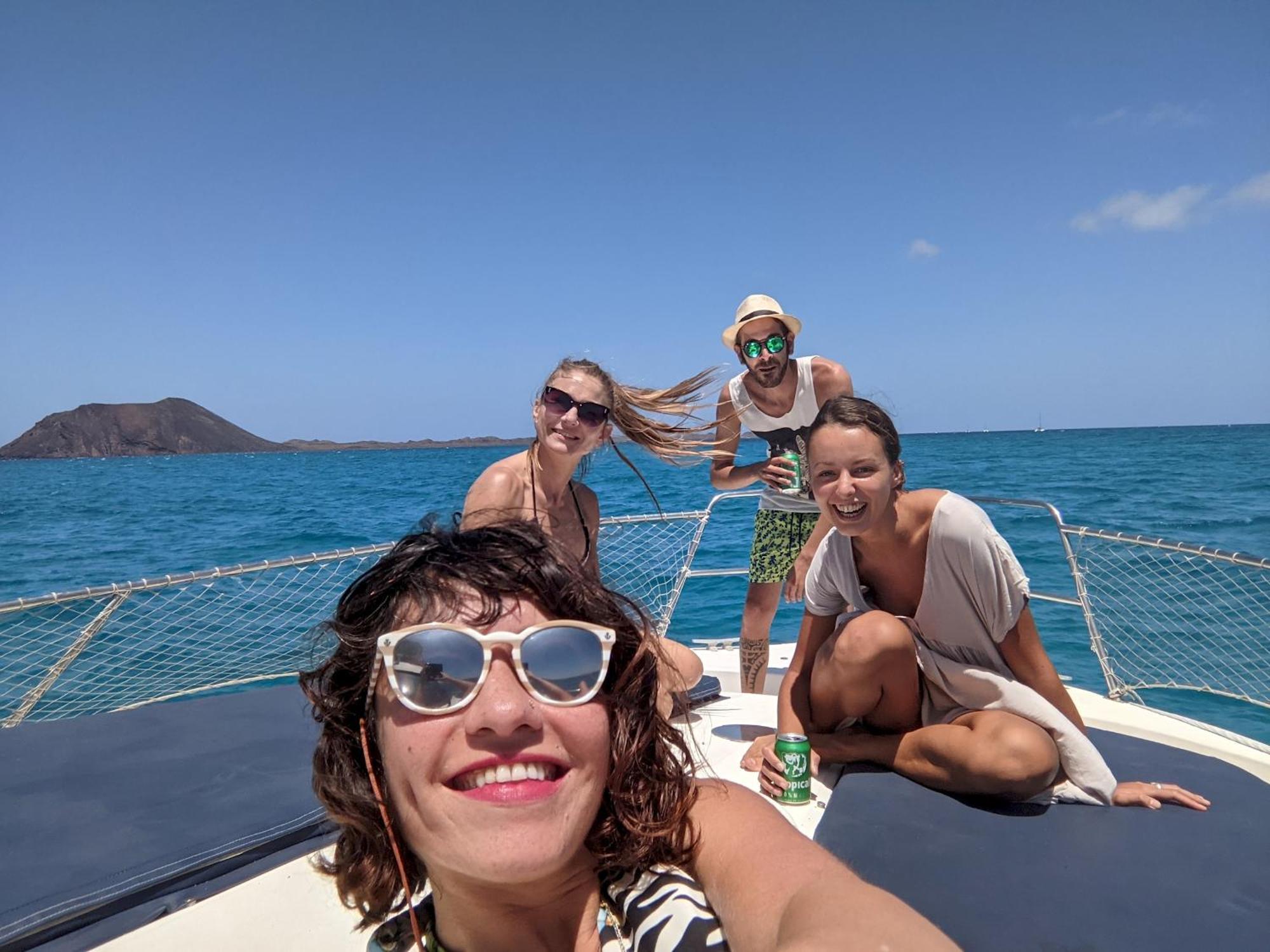 Corralejo Coliving By Amazzzing Travel Hostel Εξωτερικό φωτογραφία